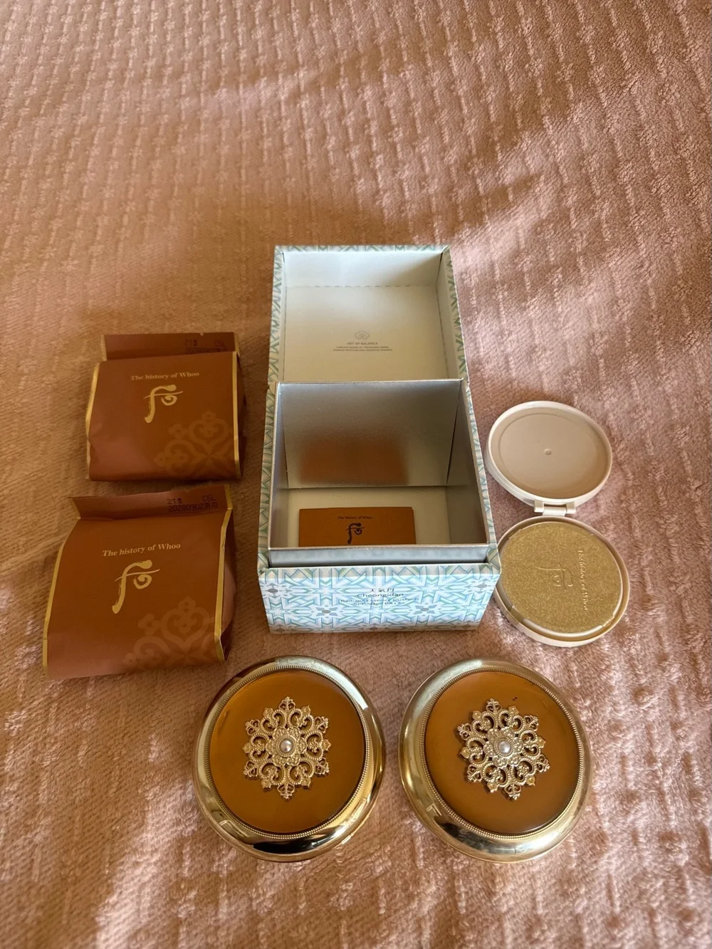 The Whoo Korean foundation set